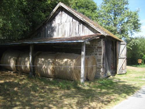 Bed & Breakfast Chambres D'h�tes Villaine