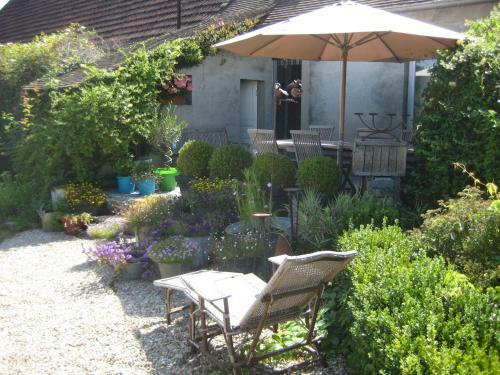 Bed & Breakfast Chambres D'h�tes Villaine
