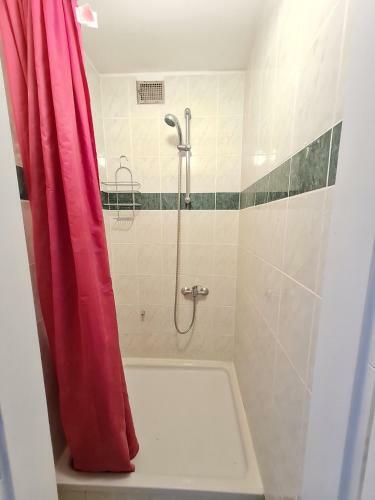 Apartments Levant