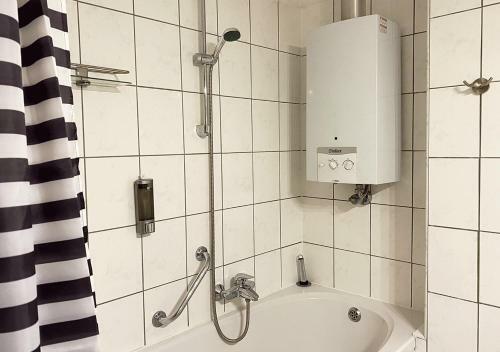 Apartamento Zentrale Studios F�r Monteure I Home2share