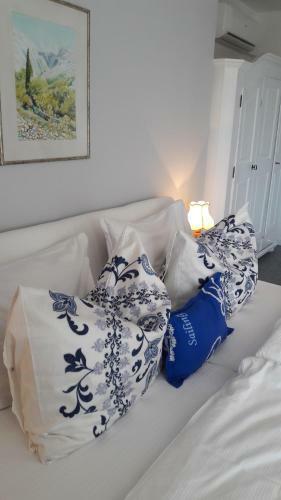 Hostal Villa Pintar
