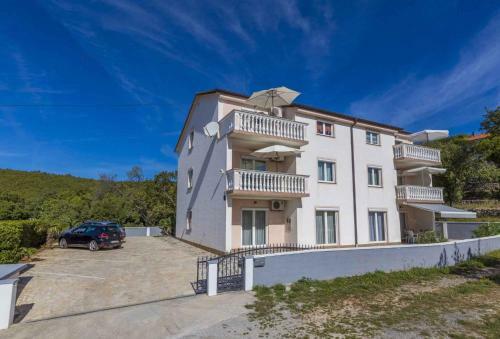 Apartments In Povile 39116