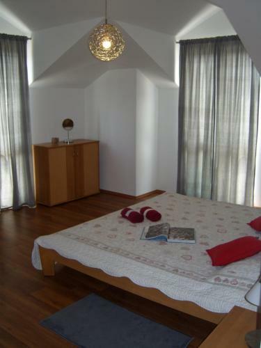 Apartment Source