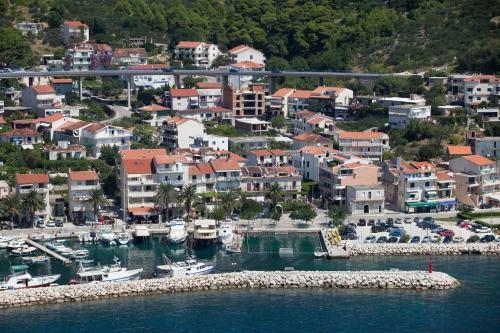Apartmani Tina
