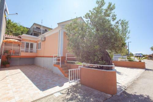 Villa Nedika