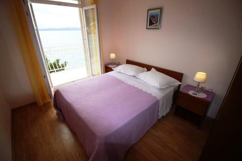 Beachfront Apartment Deluxe