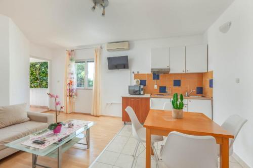 Apartamento Luka 2