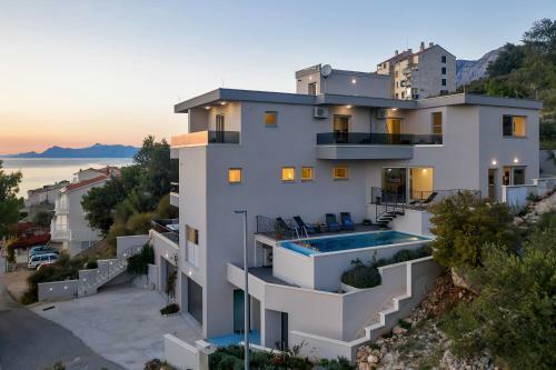 Luxury Apartments Diamond