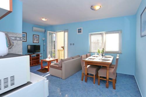 Apartment Aida
