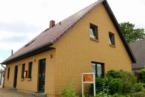 Apartamento Ferienhaus Zum Findling
