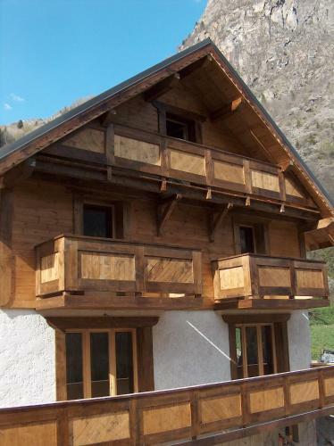Les Chalets Dycoh