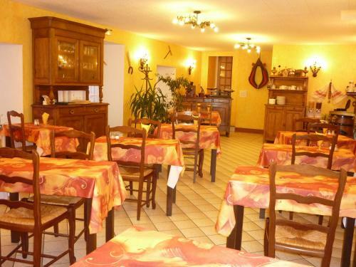 Hotel Le Relais De Beaucemaine