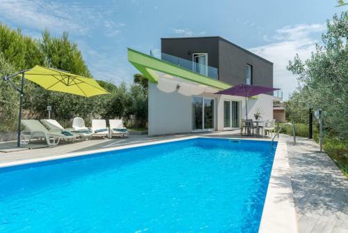 Villa Vila Nika