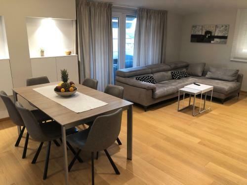 Sunny Apartment Ana