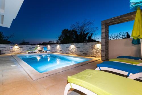 Apartamentos Villa Cindri? II