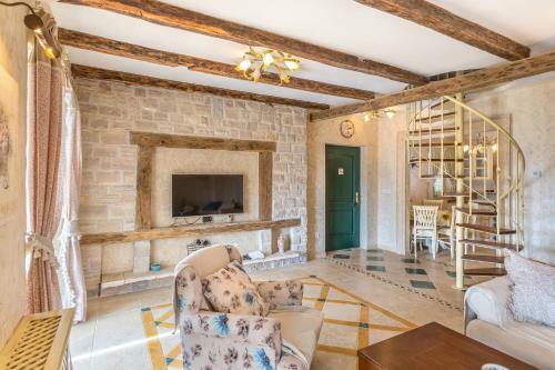 Villa Mila With Private Pool And Sea View