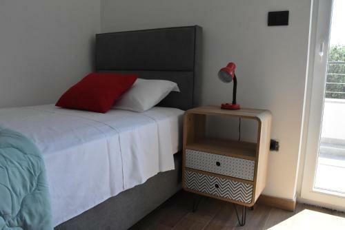 Villa Irena, 4 Bedroom Villa With Heated Pool
