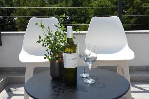 Villa Irena, 4 Bedroom Villa With Heated Pool