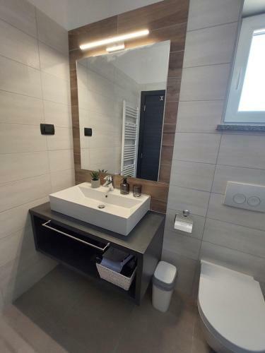 Villa Irena, 4 Bedroom Villa With Heated Pool