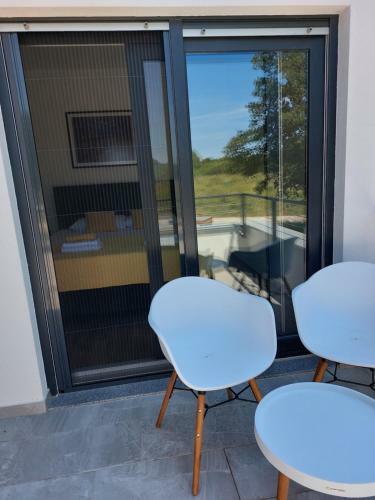 Villa Irena, 4 Bedroom Villa With Heated Pool