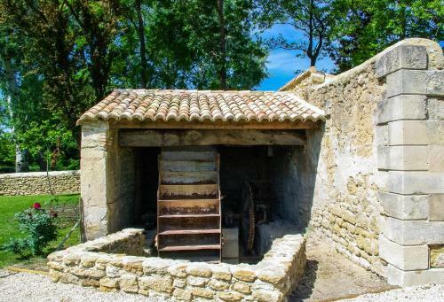 Hostal La Mouti�re
