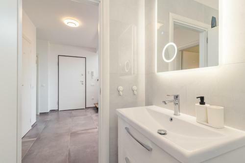 Penthouse Apartment Sax
