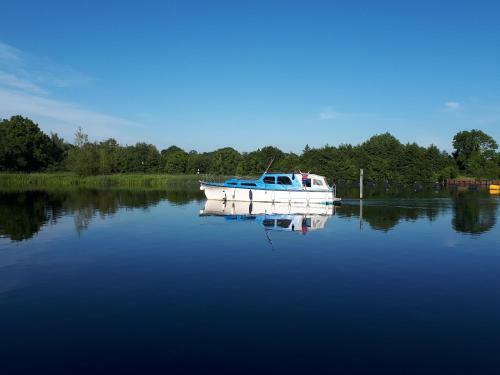Cruiser Boats Ireland Shannon