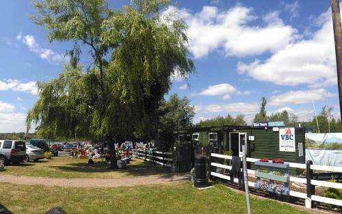 Lodge Blackwater Eco Pods