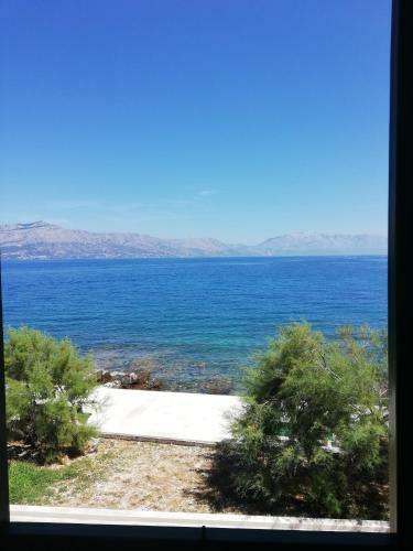 Apartman Postira Rot