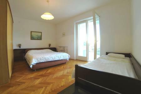 Beach Apartment Viktor 2