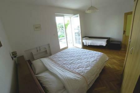 Beach Apartment Viktor 2