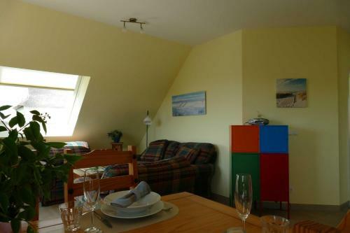 Apartamento Haus Am Deich Feriendomizil Mit Balkon