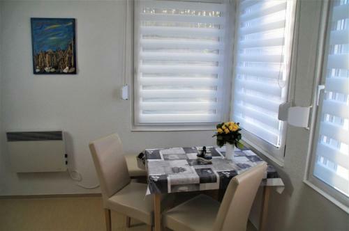 Apartamento Ferienhaeuser Hitthim Baabe