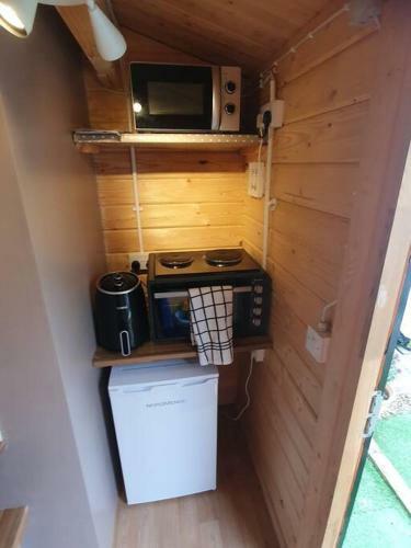 17b Db Airbnb