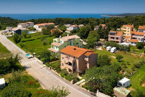 Apartamentos Vila Milla