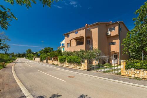 Apartamentos Vila Milla
