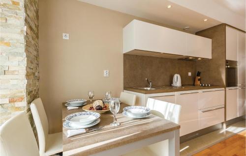 One-bedroom Apartment In Premantura