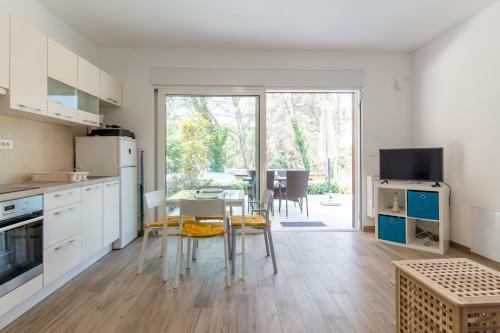 Apartments Beach House Villa