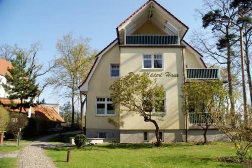 Apartamento Strandvilla Drei M�derl Haus
