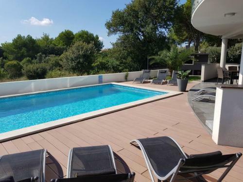 Villa Sunrise Premantura Sea View