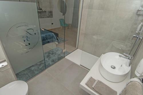 Hostal Fra&kat Rooms