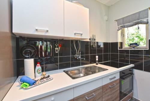 Apartments Nikola 2113