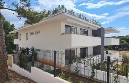 Apartments At Villa Frida