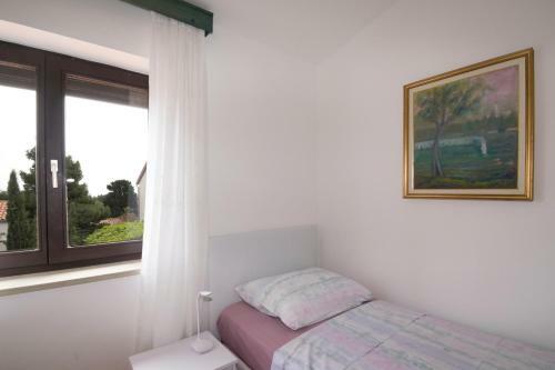 Apartman Sa Tri Spava?e Sobe U Blizini Pla?e
