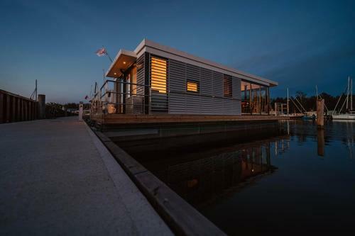 Floatinghouses Peenem�nde