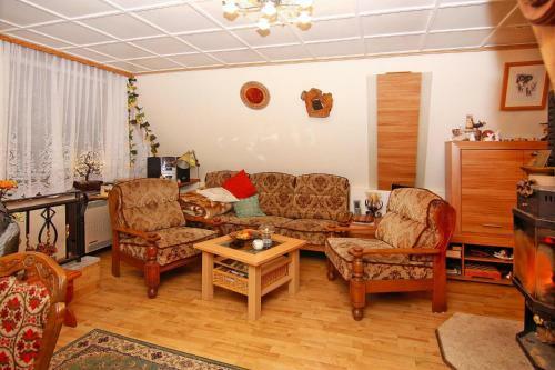 Holiday Home, Perlin