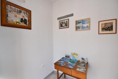 Apartments Zakarija