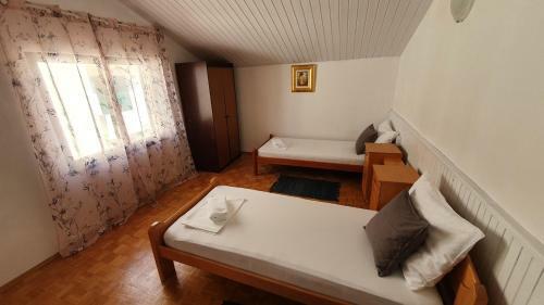 Apartments Karlos