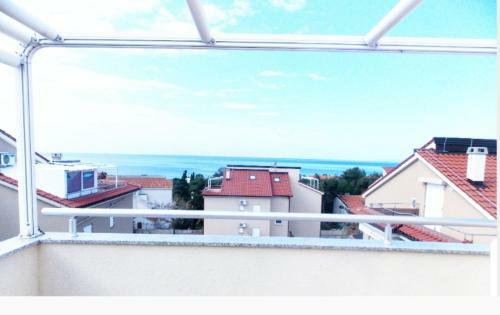 Apartment Sunny Novalja