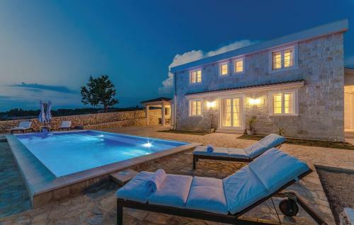 Villa Toma I